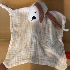 Brinquedo de peluche, como reportado por Familie Resort Molenwaard utilizando o iLost