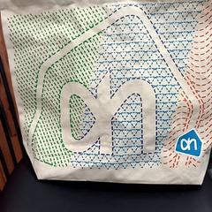 Táska, amint azt allGo Almere az iLost segítségével jelentette.