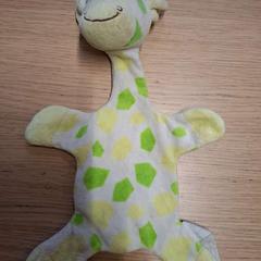 Giraf knuffel giraf, som rapportert av IKEA Duiven ved bruk av iLost