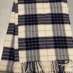 マフラー がiLostで IKEA Tokyo-Bay によって報告されました