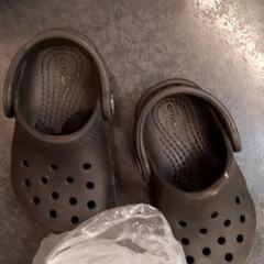 Kinderschoentjes, segundo informou Rotterdam The Hague Airport usando iLost