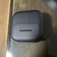 Oortjes case / doosje Fairphone  zonder oortjes., amint azt az iLostnak jelentették.
