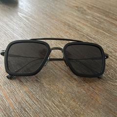 Zwarte zonnebril tankstation, ako bolo nahlásené iLost