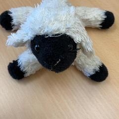 Stofftier, as reported by Schönbrunn "Group Center" using iLost