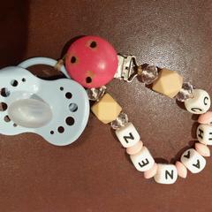 سوار rose et blanc، كما تم الإبلاغ عنه بواسطة TCL عبر iLost