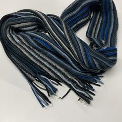 Scarf Sjaal, segundo informou Pathé Eindhoven usando iLost