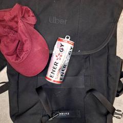 Zaino Uber, come riportato da Qbuzz DMG utilizzando iLost