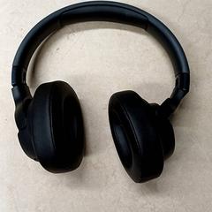 Headphones, as reported by Qbuzz GD Groningen Peizerweg using iLost