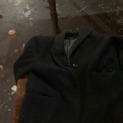 Jaqueta Zwart, segons ha informat Café Leentje mitjançant iLost