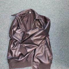 Herenjas zwart leer, segundo informou RRReis Overijssel / Flevoland-IJsselmond usando iLost