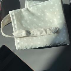 İLost kullanarak Burgers' Zoo tarafından bildirildiği gibi Alt değiştirme minderi Stippen