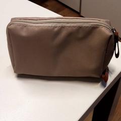 Pouzdro, jak nahlášeno Qbuzz ZHN pomocí iLost