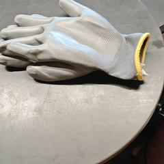 Handschuhe pracovní, gemeldet von IKEA Brno über iLost