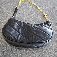 Törülköző handtas, amint azt Connexxion Amstelveen az iLost segítségével jelentette.