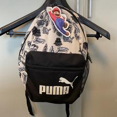 Rugzakje Puma met Super Mario hanger, som rapportert av Breng Arnhem ved bruk av iLost