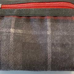 Pénztárca ANGELOV - Grijs rood geruit, amint azt Centraal magazijn az iLost segítségével jelentette.