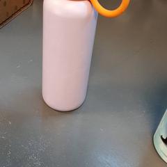 Bouteille à boire, a été signalé par Diergaarde Blijdorp utilisant iLost