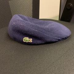 Keps Lacoste, rapporterat av Eindhoven Airport med iLost