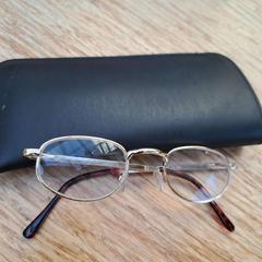 Bril zwart/bruin, zoals gemeld door Gemeente Zeist met iLost