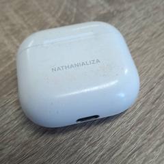 Caixa auricular, como reportado por EBS Spijkenisse utilizando o iLost