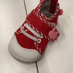 子どもくつ片方, ha sido reportado por IKEA神戸 con iLost