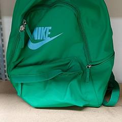 Mochila, como reportado por Qbuzz GD Groningen Peizerweg utilizando o iLost