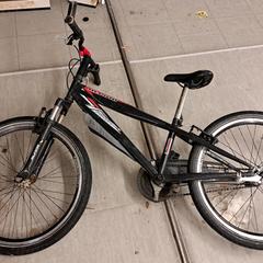 Kinder fiets Alpina, jak bylo nahlášeno na iLost