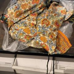 İLost kullanarak Van der Valk Hotel Heerlen tarafından bildirildiği gibi Elbise