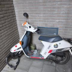 Bromfiets, jak bylo nahlášeno na iLost