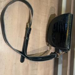 Torba, zgłoszono przez Pathé Arnhem przy użyciu iLost