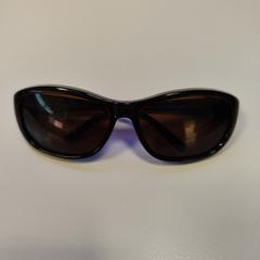 Zonnebril, gisa salatu by Vrije Universiteit Amsterdam iLost erabiliz