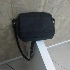 Petite sacoche, zgłoszono przez ilévia przy użyciu iLost