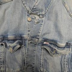Jeans, as reported by RET using iLost