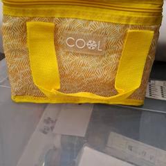 Nevera is, segons ha informat IKEA Paris - Plaisir mitjançant iLost