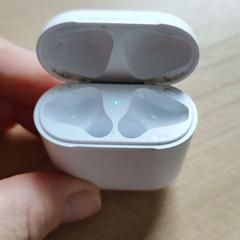 Oplader voor Airpods, como reportado ao iLost