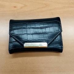 Portfel, zgłoszono przez Regio Antwerpen - Brussel przy użyciu iLost