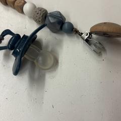 Tetina, segundo informou Het Amsterdamse Winterparadijs usando iLost