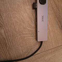 Usb C Hub, segons s'ha informat a iLost