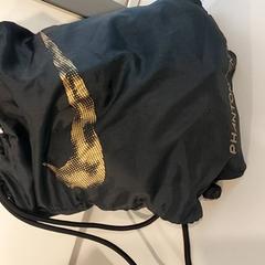 Zwemzak, a été signalé par Centraal magazijn utilisant iLost