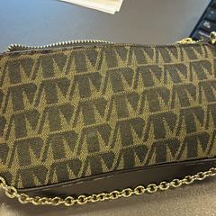 Tas, iLost를 사용하여 Gebo Tours에 보고됨