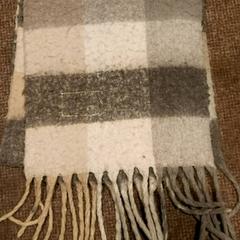 Sjal, rapporterat av Van der Valk Hotel Apeldoorn - De Cantharel med iLost