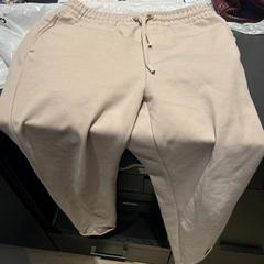 Broek beige, gisa salatu by Van der Valk Hotel Breukelen iLost erabiliz