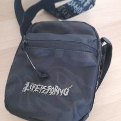 Handbag, as reported by IKEA Praha – Zličín using iLost