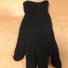 Handschoen, amint azt Pathé Buitenhof az iLost segítségével jelentette.