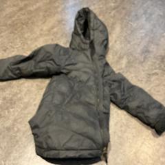 Barnejakke, som rapportert av Gemeente Amsterdam ved bruk av iLost