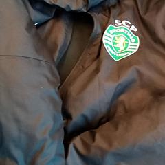 Chaqueta Zwart, segundo informou Arriva Den-Bosch usando iLost