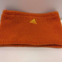 Calentador de cuello, ha sido reportado por IKEA Tokyo-Bay con iLost