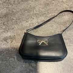 İLost kullanarak Gemeente Amsterdam tarafından bildirildiği gibi Çanta Op naam van konashenkova