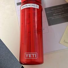 Flaske, som rapportert av Sheraton Brussels Airport Hotel ved bruk av iLost