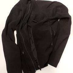 Kleding, zoals gemeld door Regio West-Vlaanderen met iLost
